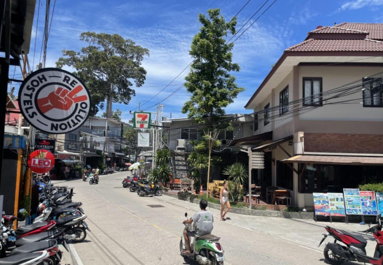 Revolution Hostel in Koh Tao